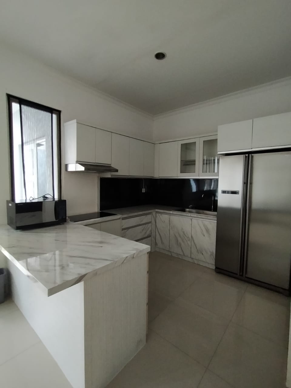 Rumah Disewakan Fully Furnished di Vassa Terrace Lippo Cikarang
